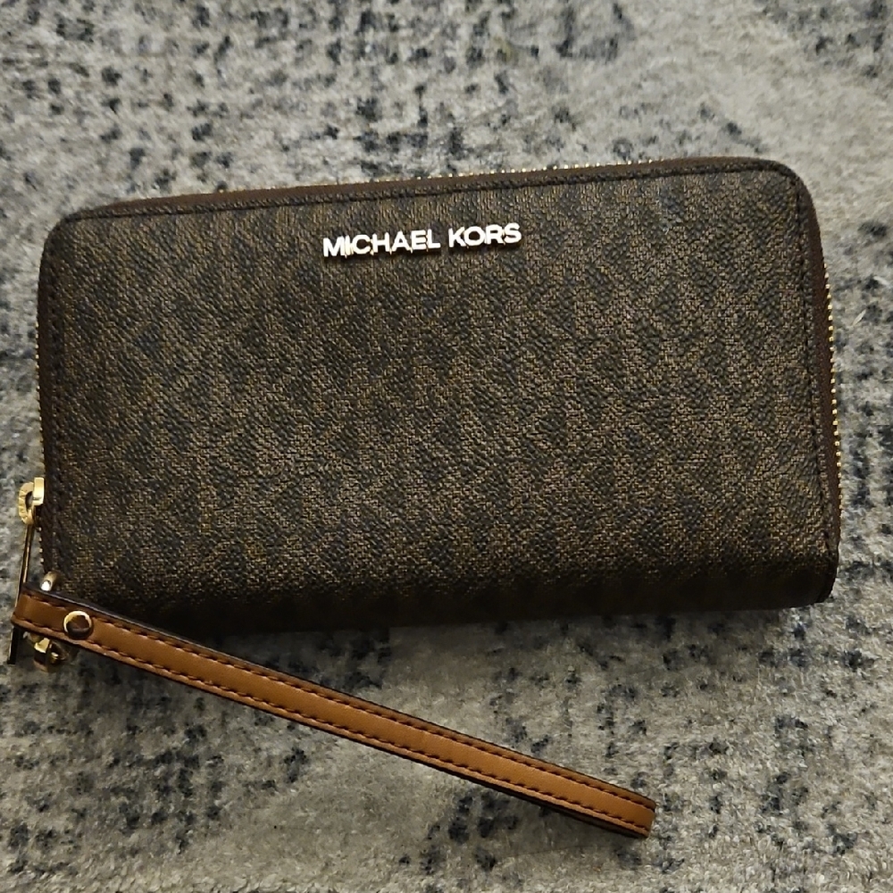 Michael Kors Brown Wristlet Wallet